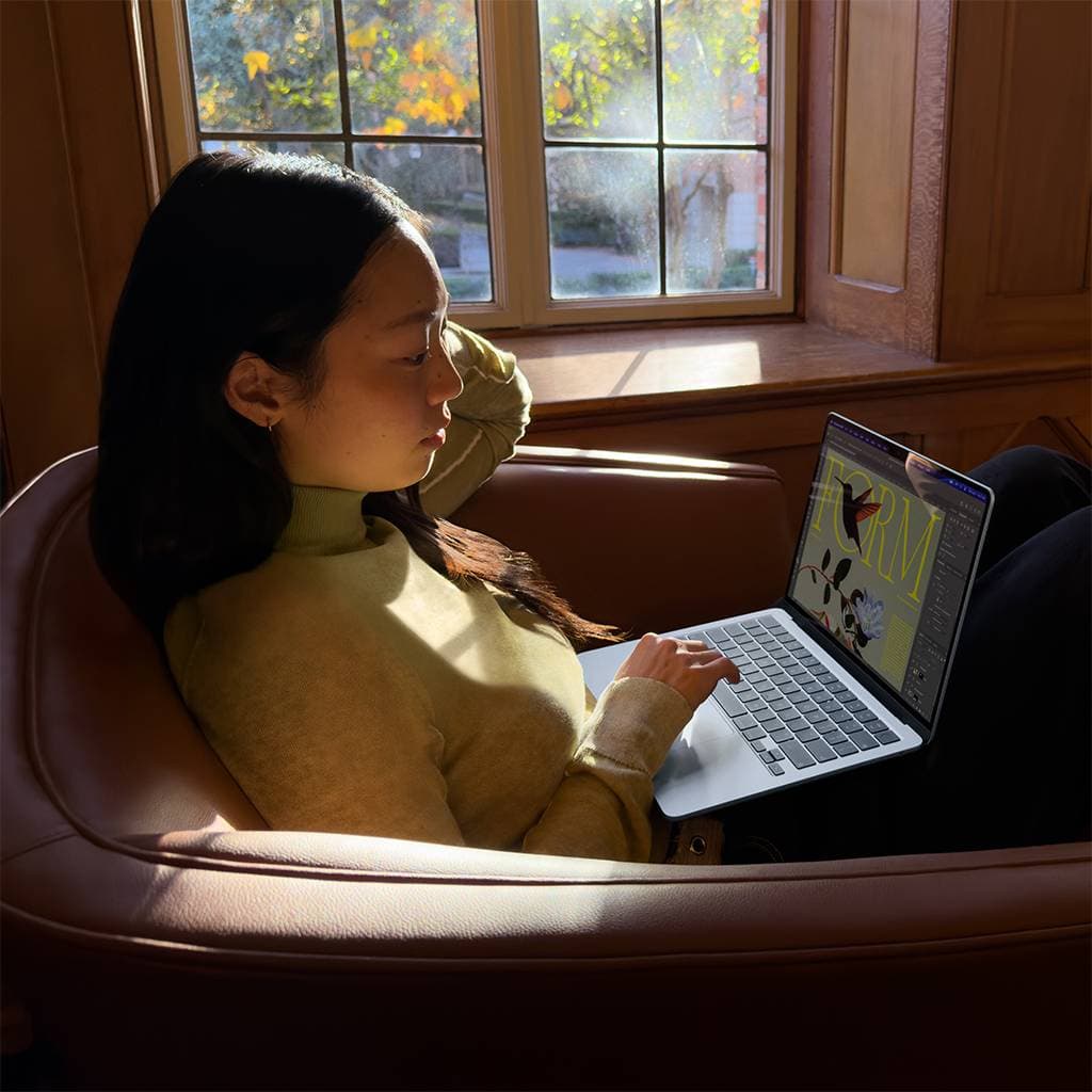 MacBook Air M5 13-inch-24GB/1TB-Starlight